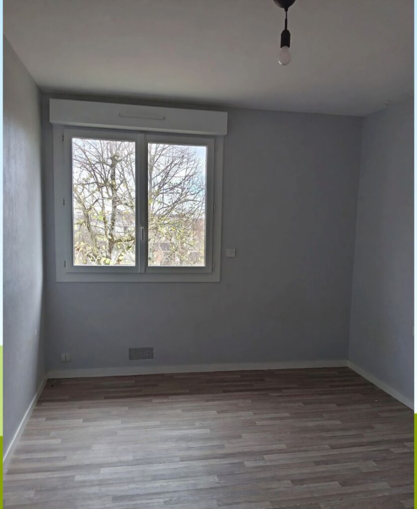 rénovation d'une chambre sombre
